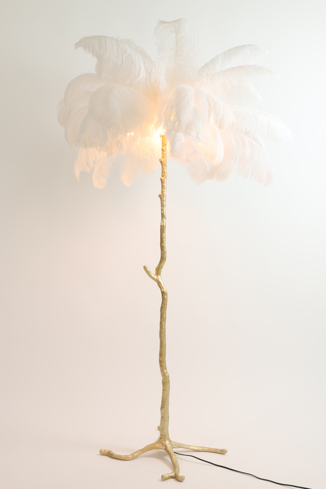 Lampadaire design avec plumes blanches Light & Living Feather – Image 4