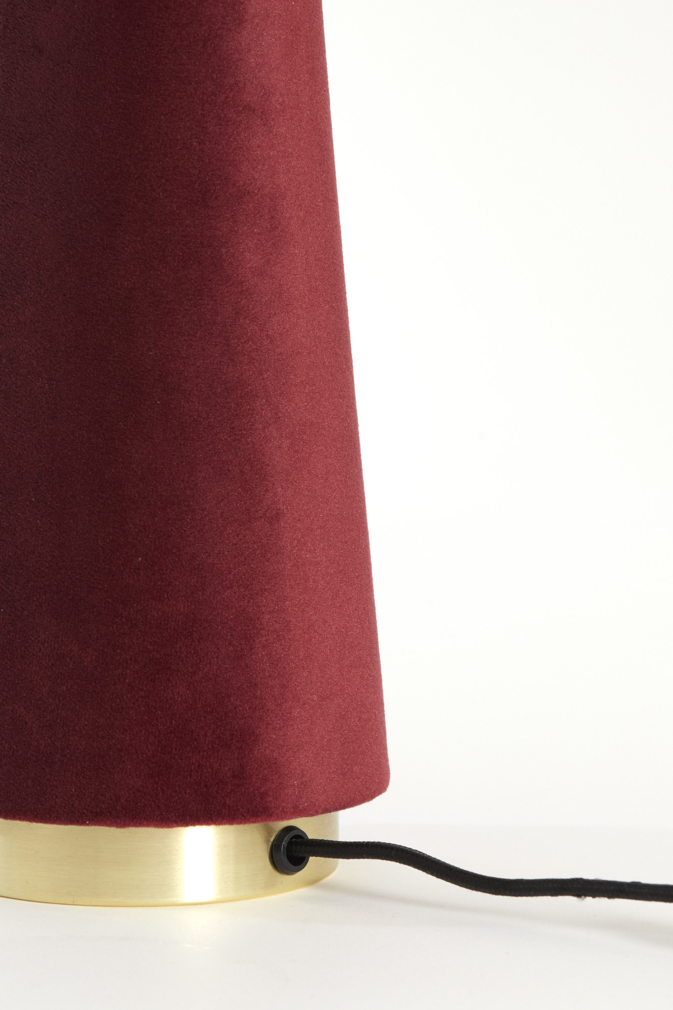 Lampe rouge en velours style rétro Light & Living Devia – Image 6