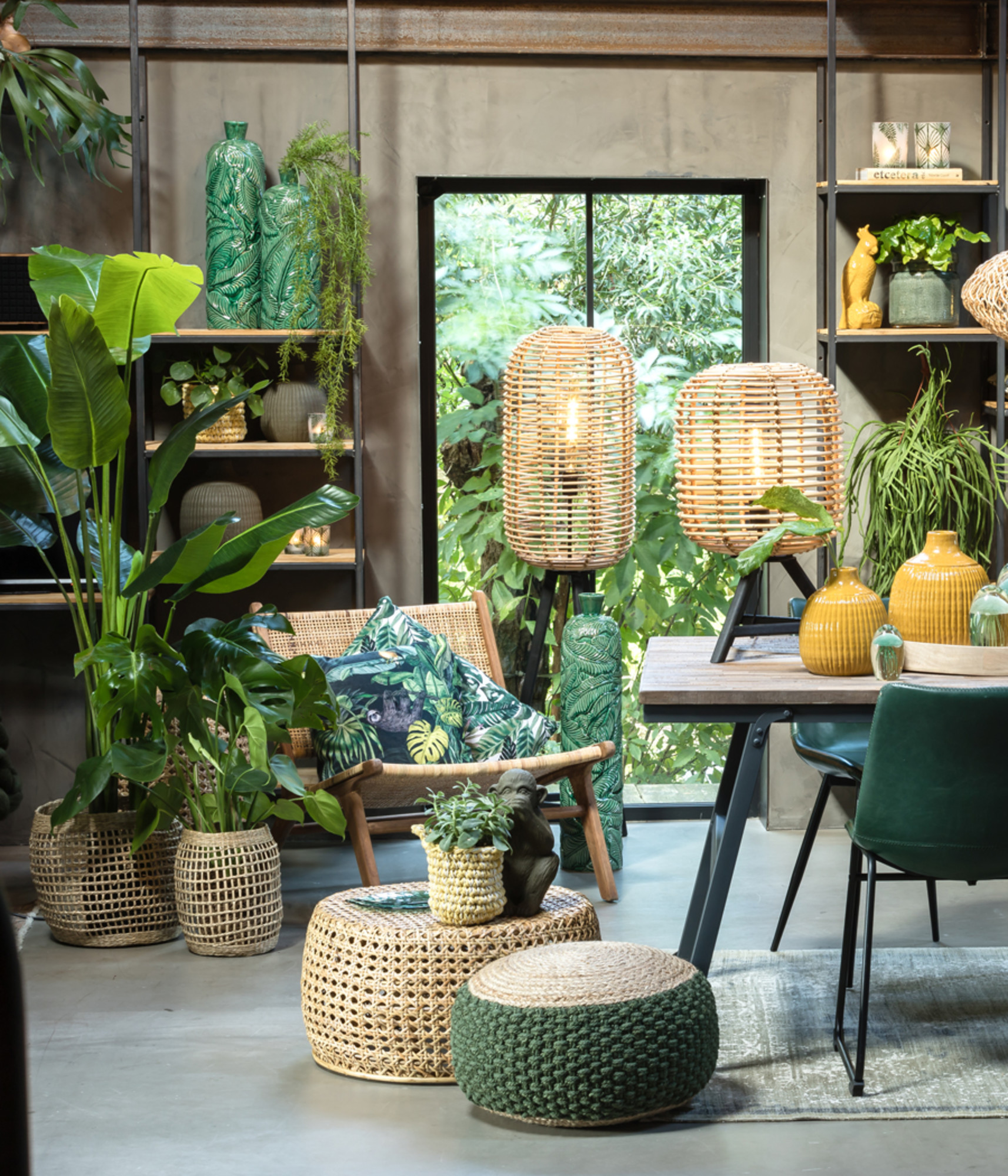 Lampadaire en rotin sur trépied Light & Living Tabana – Image 3