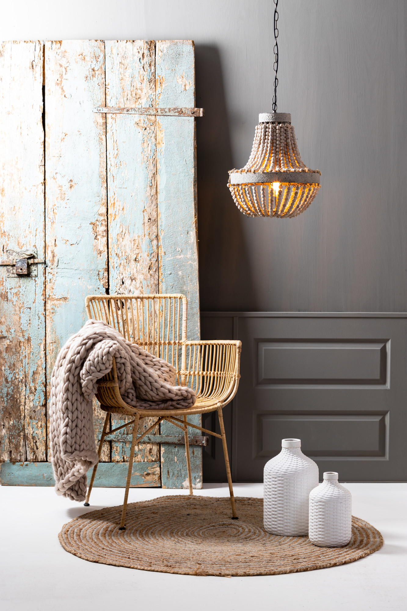 Suspension en perles de bois naturelles Light & Living Luna – Image 4