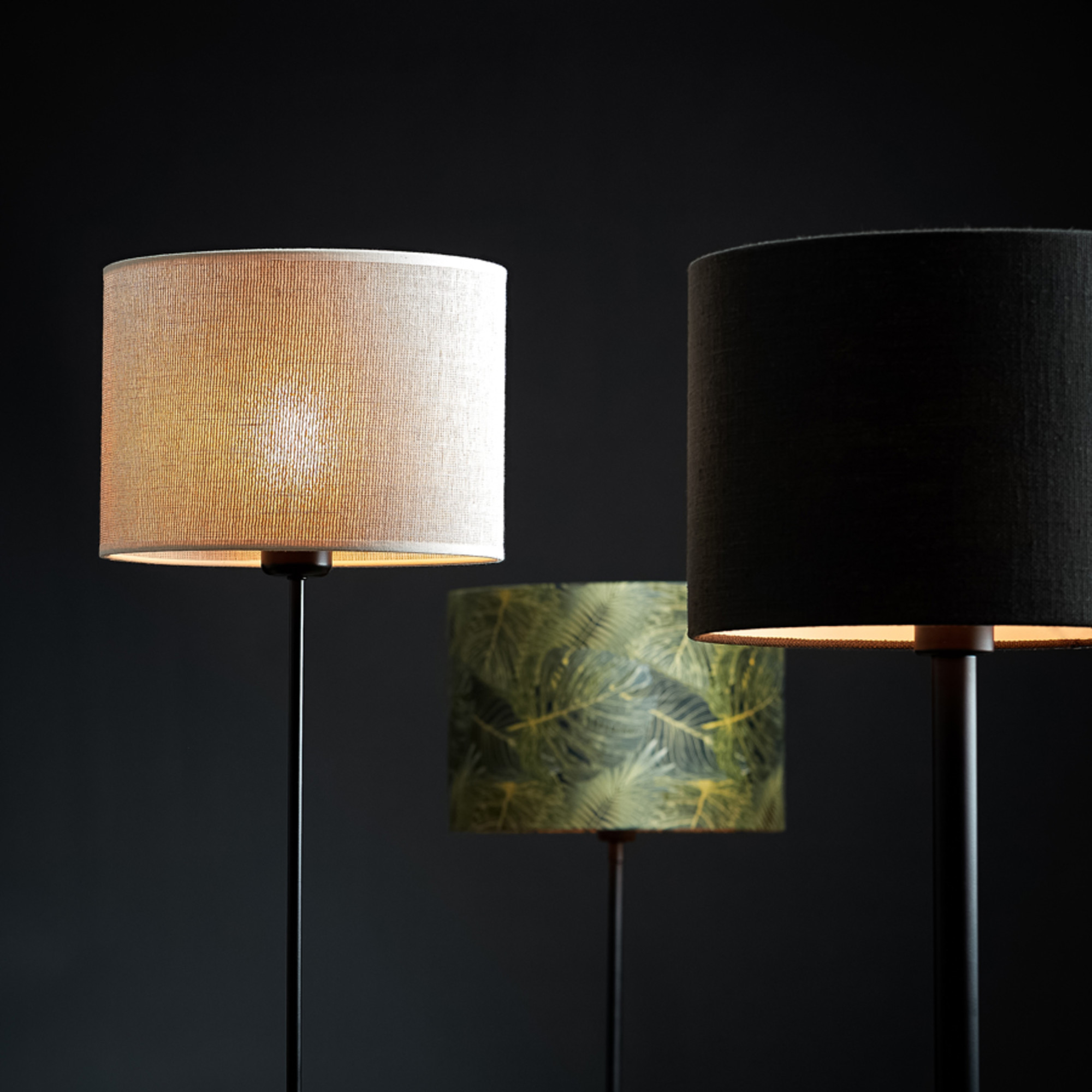 Abat-jour cylindrique de couleur beige Light & Living Breska – Image 5