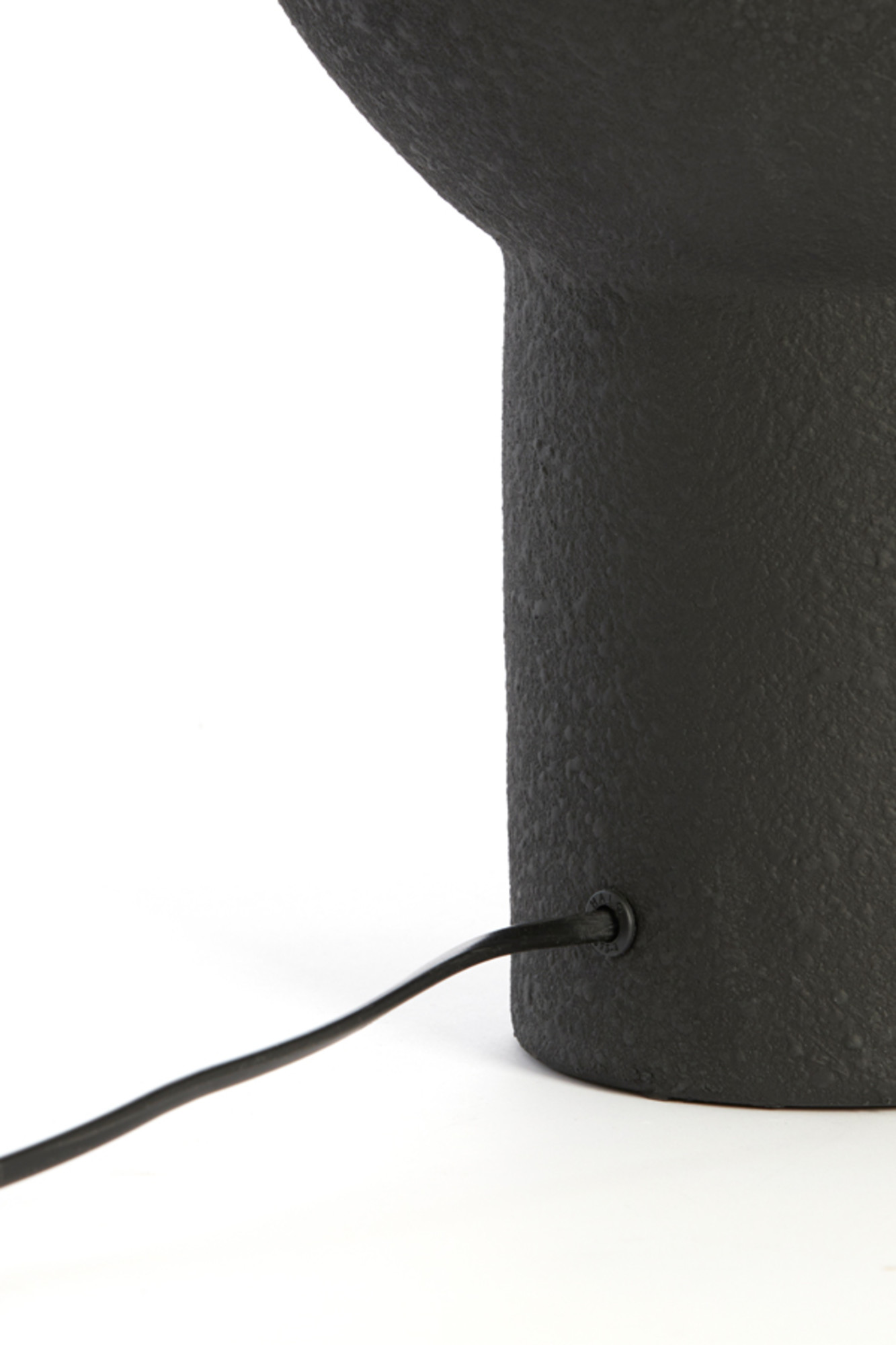 Lampe ovale en ciment noir Light & Living Monk – Image 6