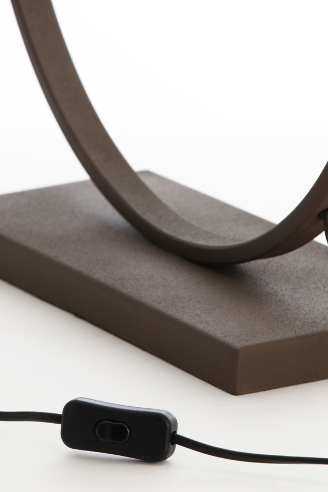 Base de lampe moderne ronde Light & Living Liva – Image 7