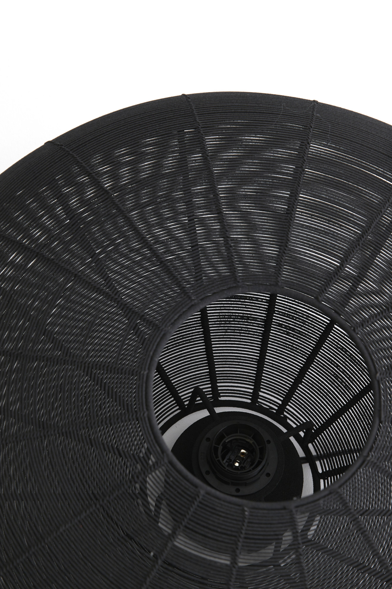 Suspension industrielle en fil noir Light & Living Bahoto – Image 7