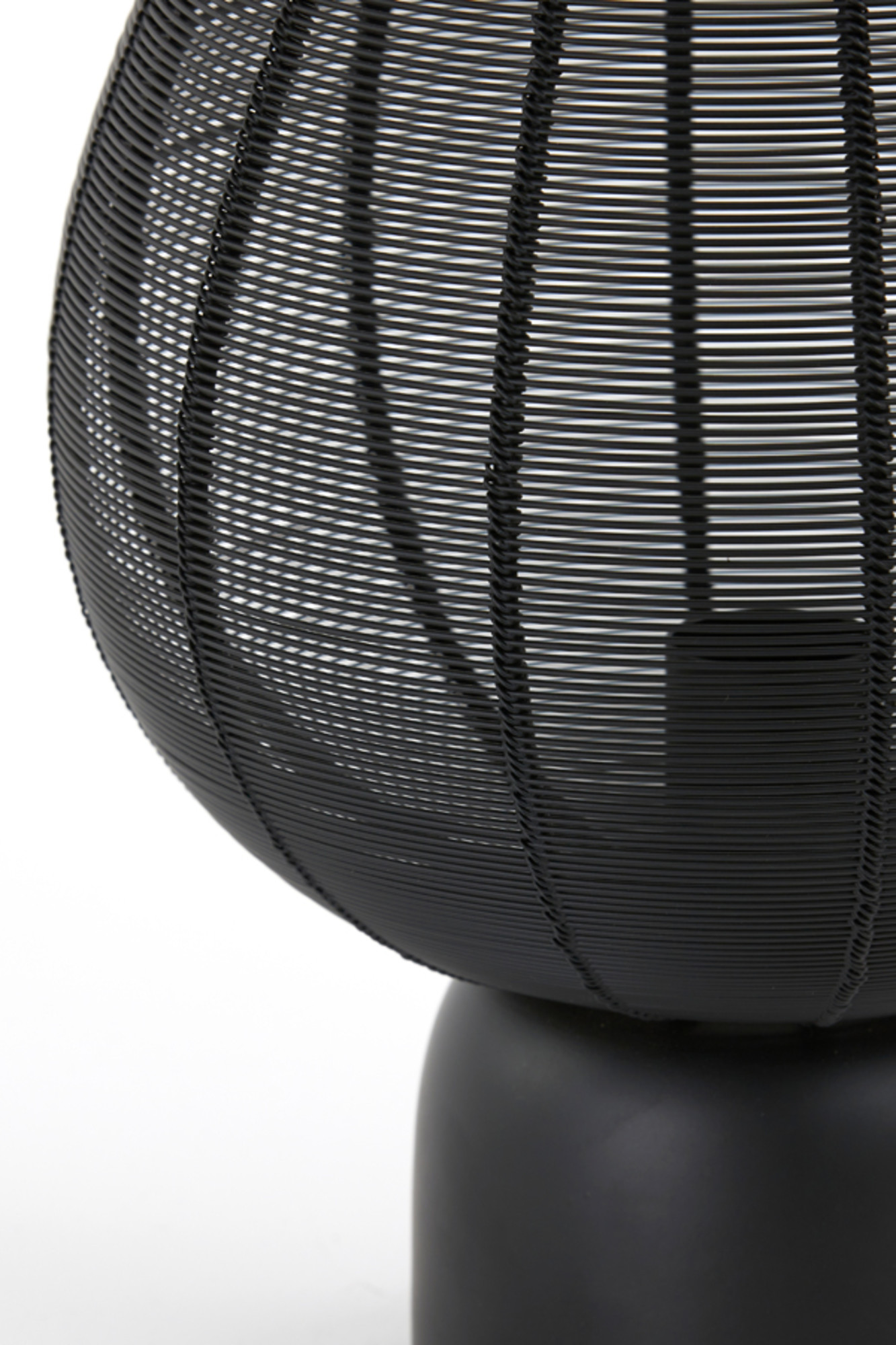 Lampe de table noire design filaire Light & Living Suneko – Image 5