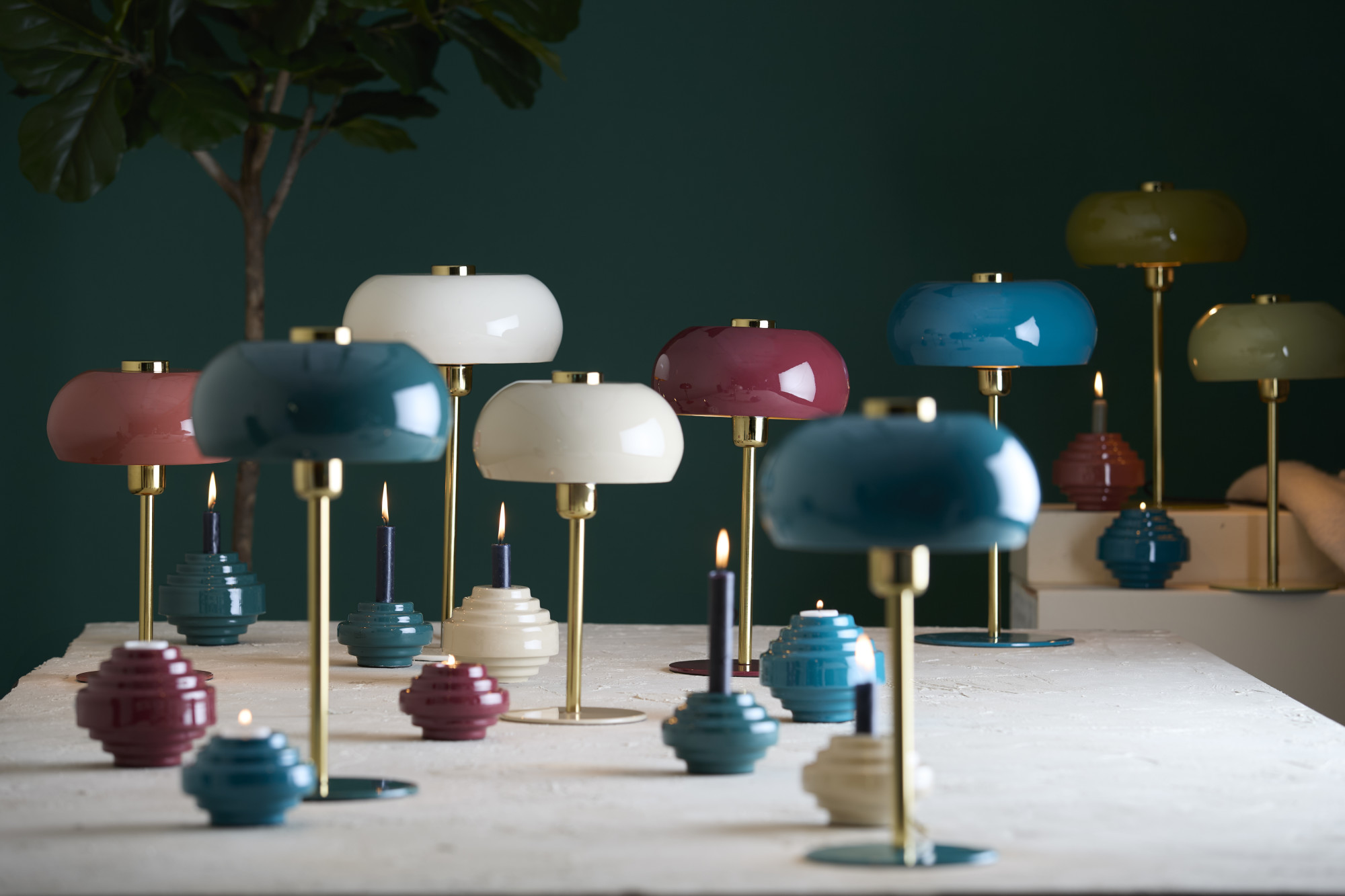 Lampe de bureau turquoise avec tige dorée Light & Living Surin – Image 4