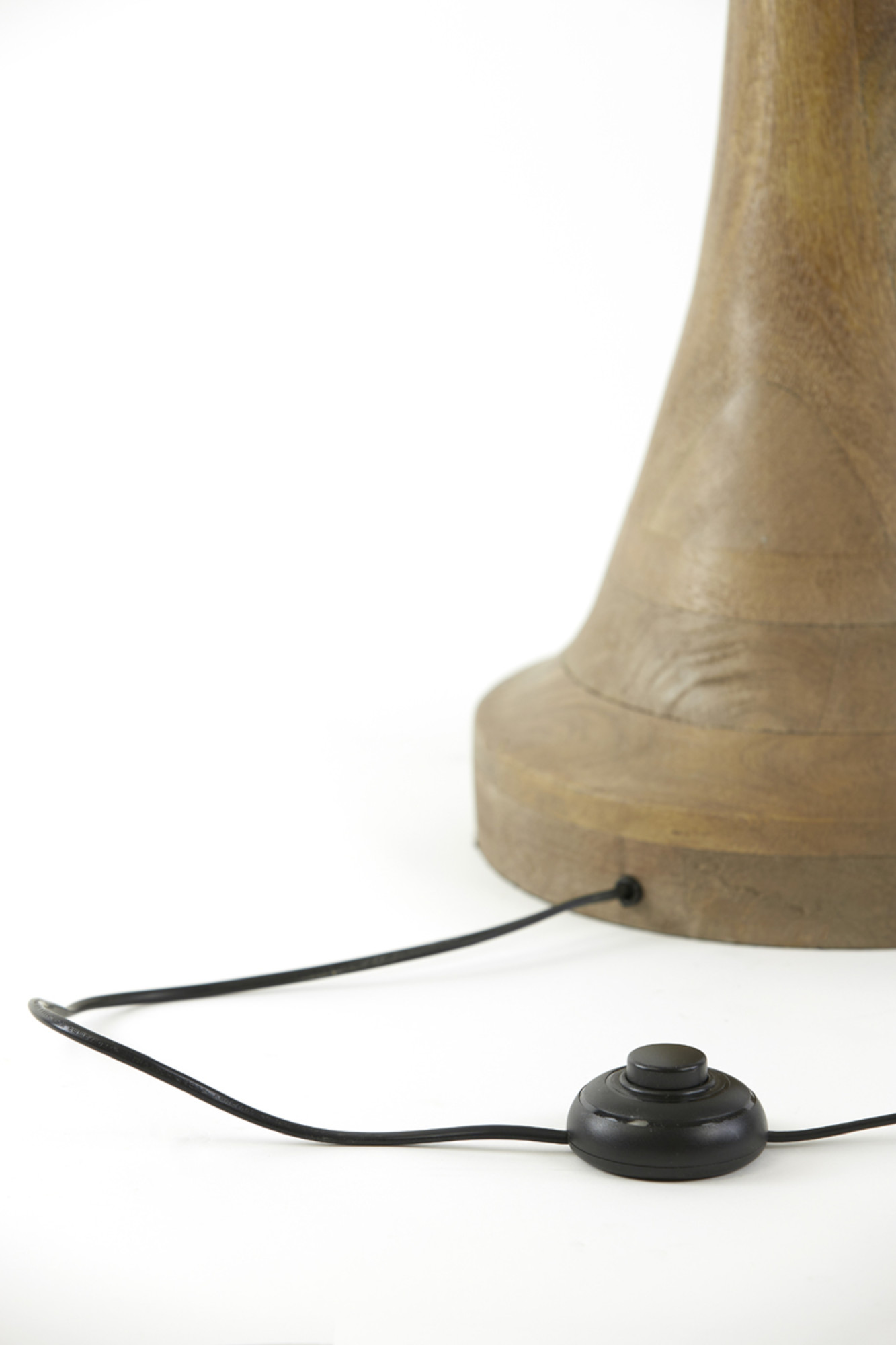 Piedestal en bois pour lampe design épuré Light & Living Jovany – Image 9