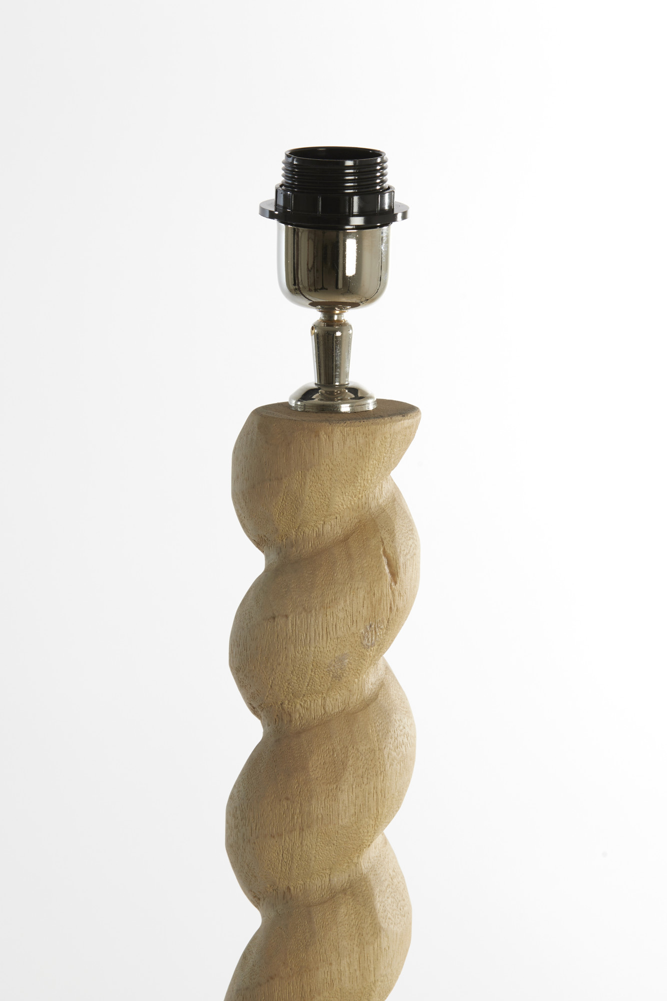 Piedestal de lampe en bois en forme de spirale Light & Living Nanno – Image 3