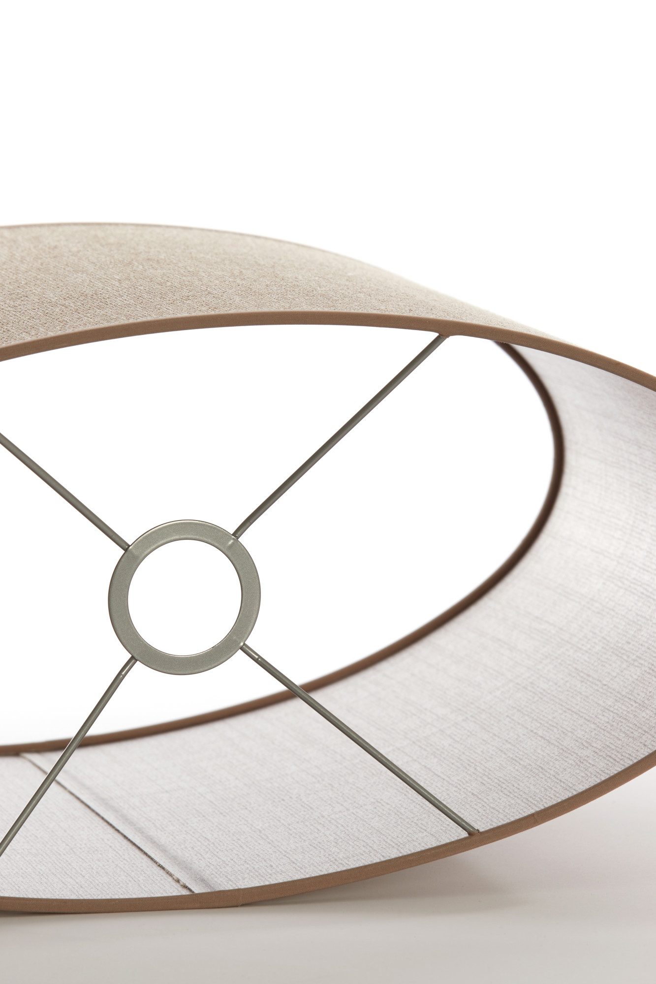 Abat-jour cylindrique brun en couleur Light & Living Caden – Image 5