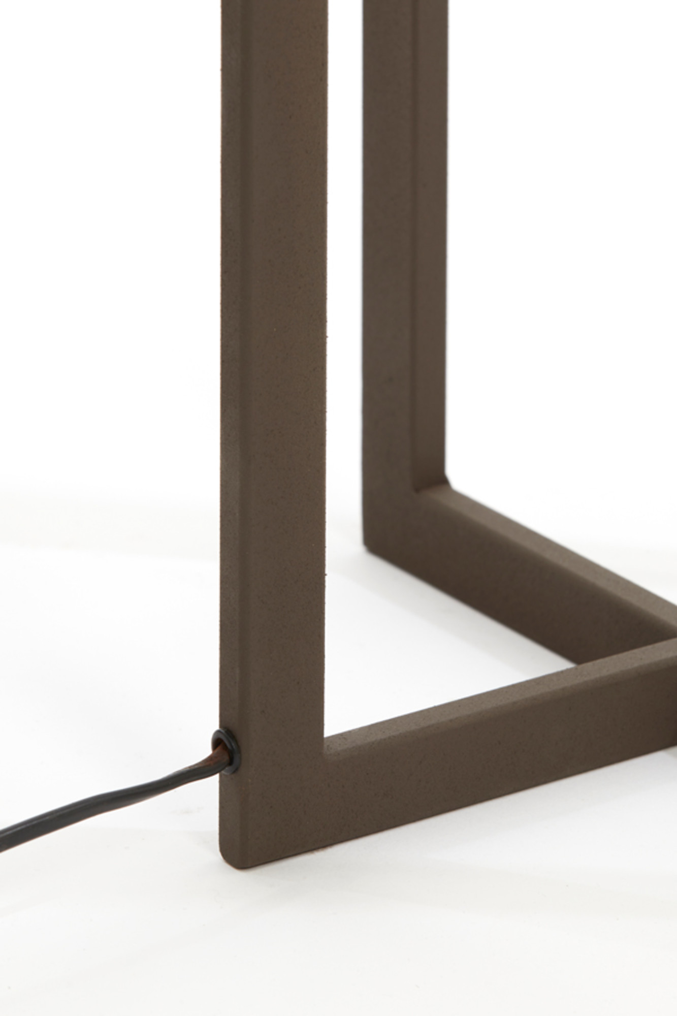 Piedestal de lampe longue carrée argentée Light & Living Mace – Image 4