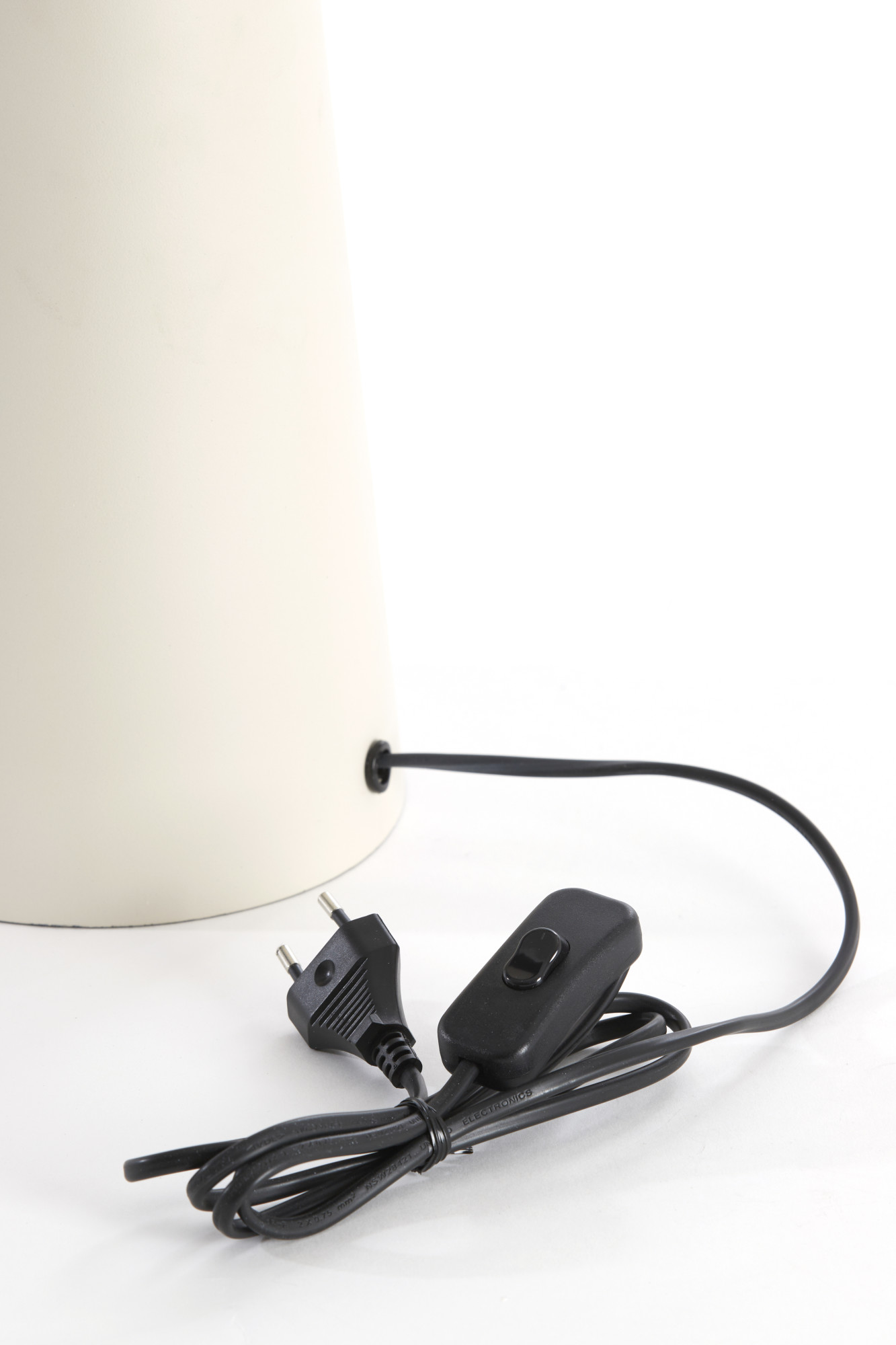 Lampe de table cylindrique blanche Light & Living Yelos – Image 5