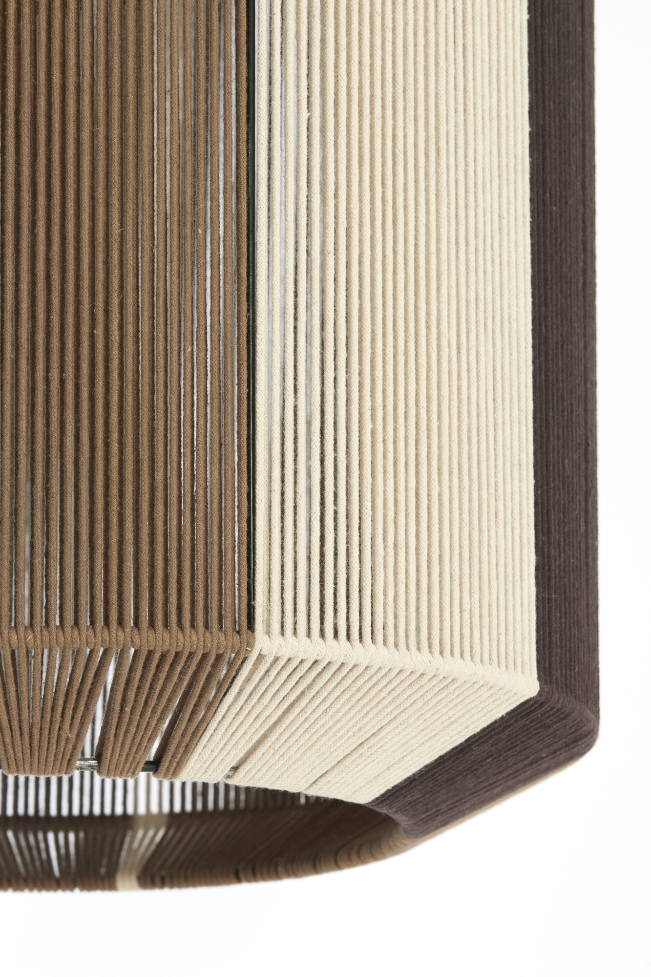 Suspension rayée marron et blanche Light & Living Kozana – Image 6