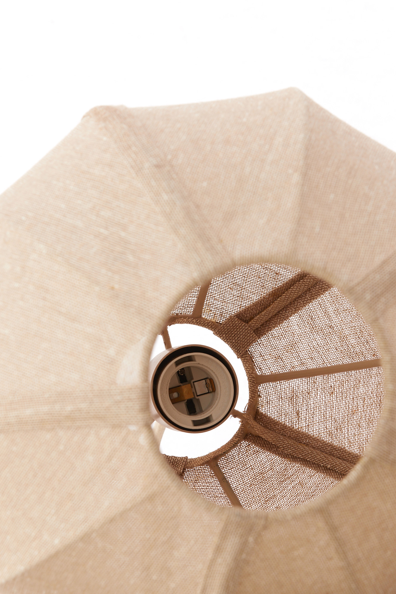 Suspension ovale en tissu beige Light & Living Milatos – Image 9