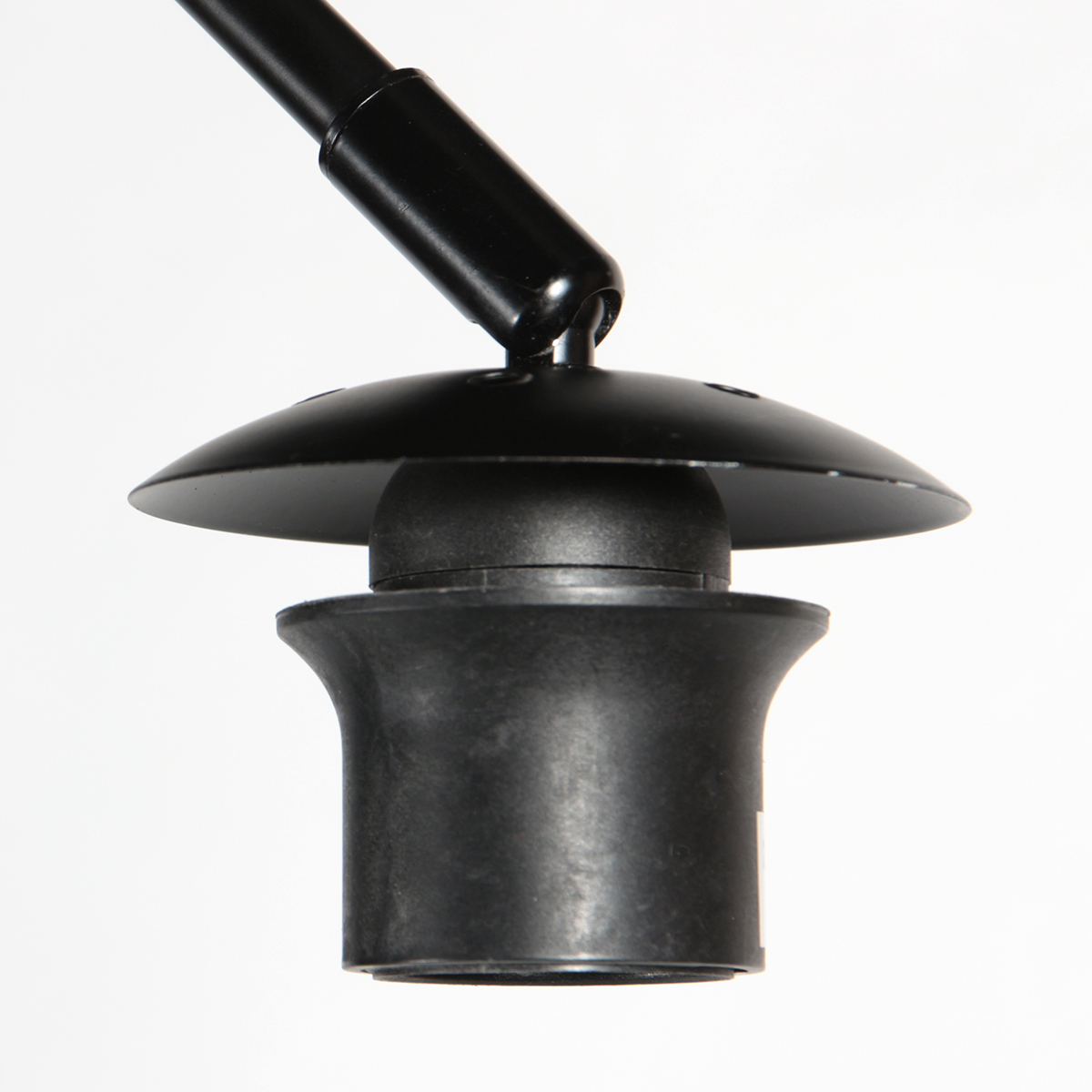 Lampadaire noir avec abat-jour en velours doré Anne Lighting Curve – Image 5