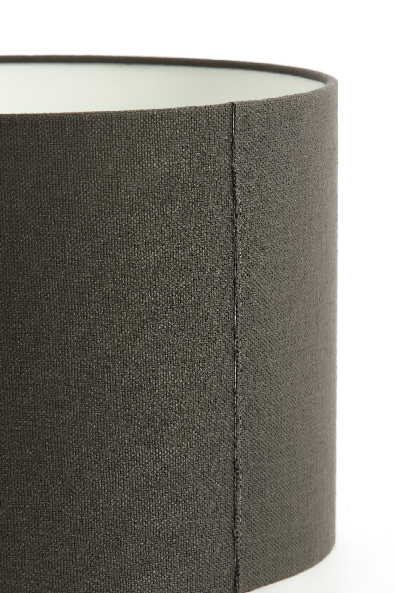 Abat-jour cylindrique en tissu noir Light & Living Livigno – Image 6
