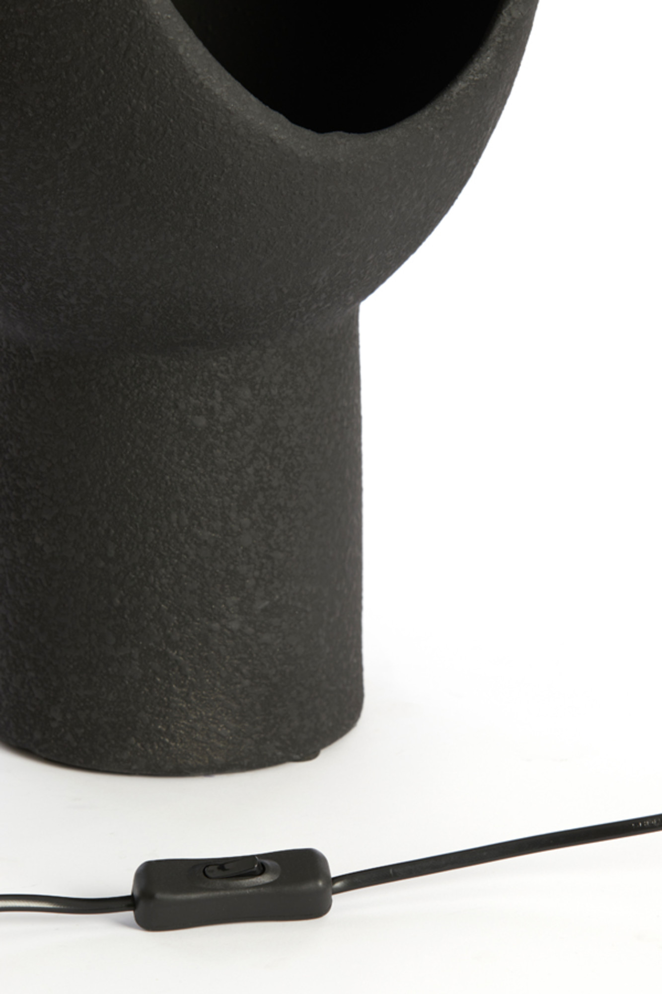 Lampe ovale en ciment noir Light & Living Monk – Image 7