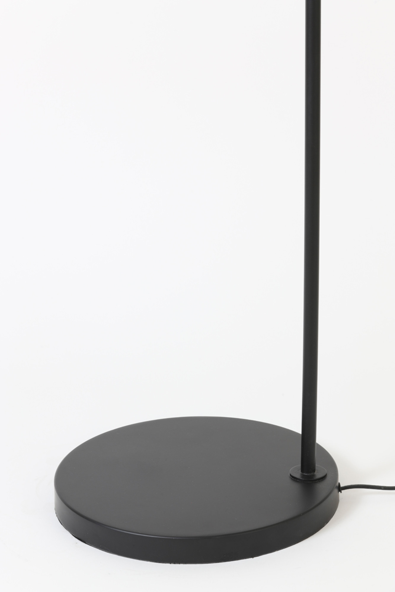 Lampadaire tressé noir Light & Living Alvaro – Image 6