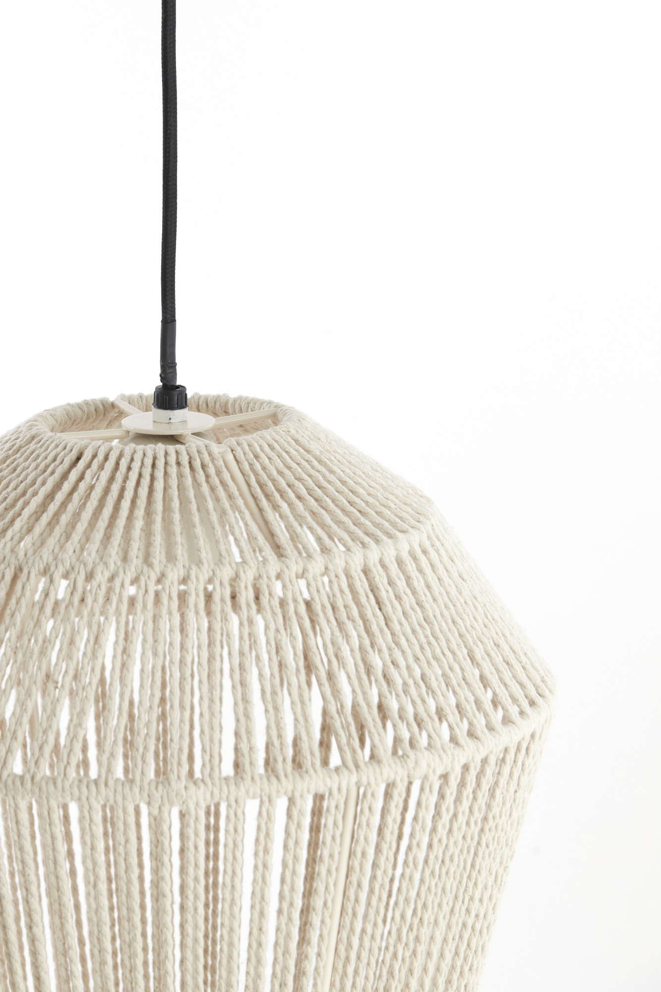 Suspension en tissu beige à ambiance chaleureuse Light & Living Deya – Image 5