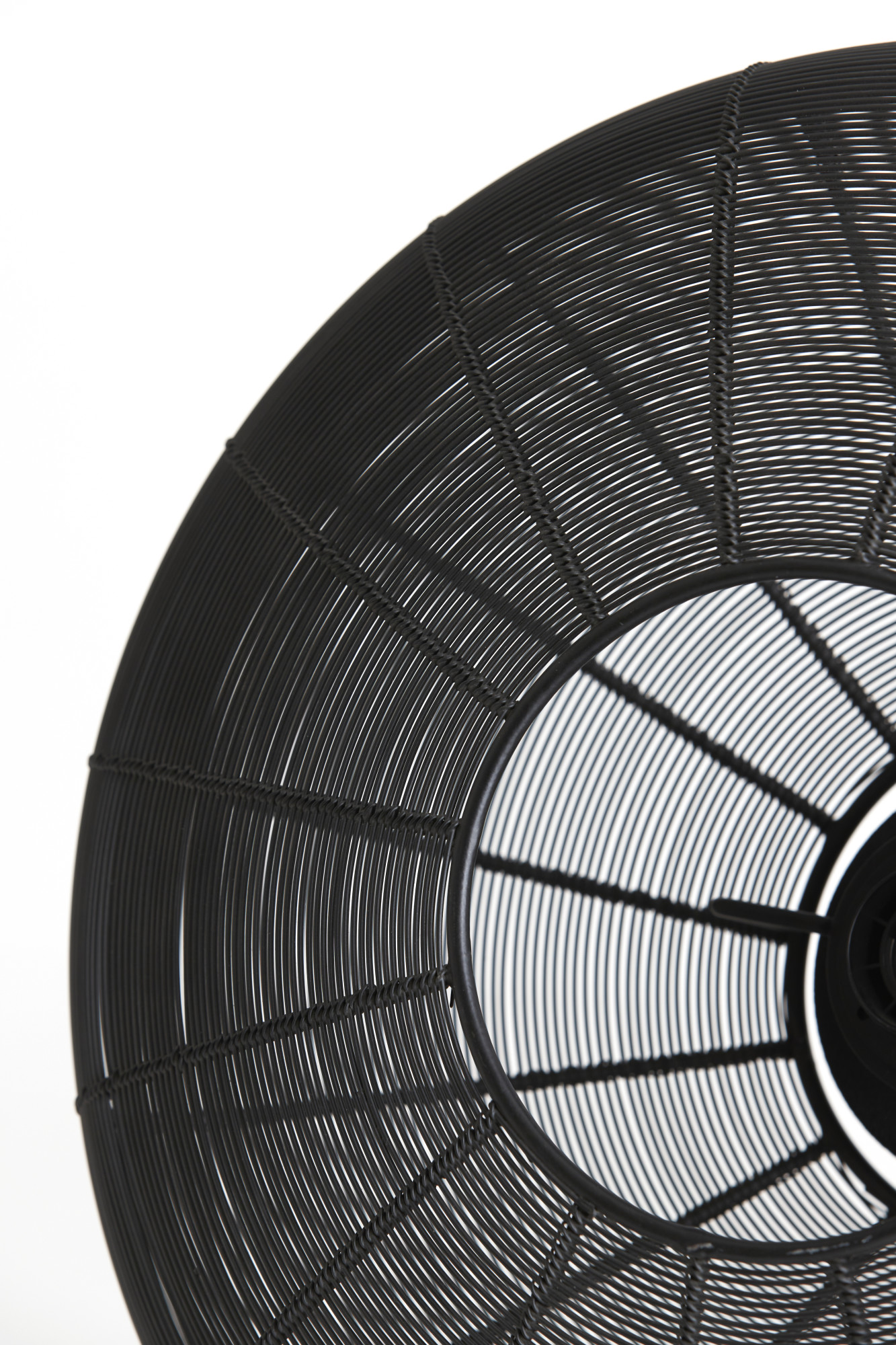 Suspension industrielle en fil noir Light & Living Bahoto – Image 5