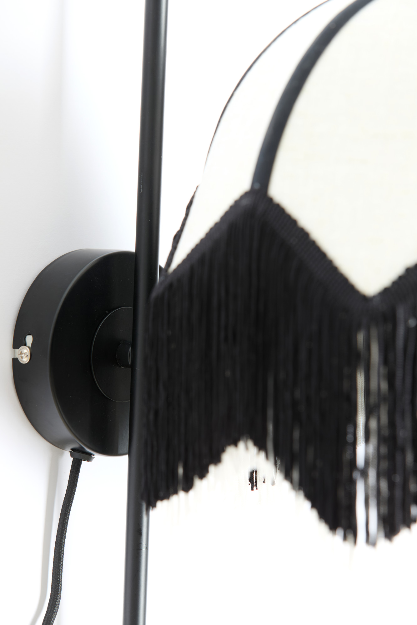 Abat-jour à franges noir et blanc Light & Living Sulina – Image 6