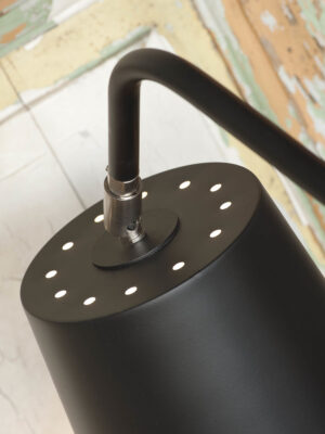 it'saboutromi-lampadaire-barcelona-noir-métal-e27-barcelona/f/b-03