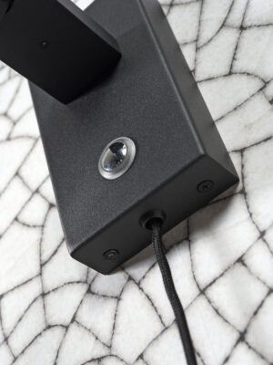 it'saboutromi-appliquemurale-zurich-noir-métal-lampedelit-led-zurich/w/b-06