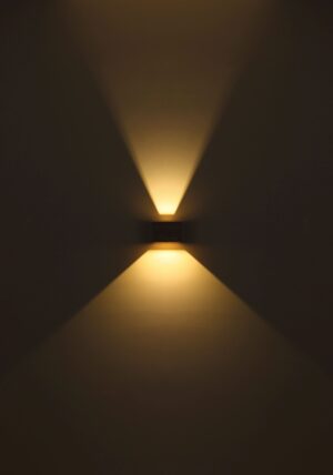 globo-appliquemurale-alina-naturel-bois-led-15553w1w-1