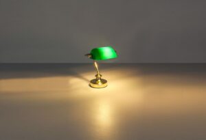 globo-lampedetable-antique-bronze-métal-lampedenotaire-e14-24917-1