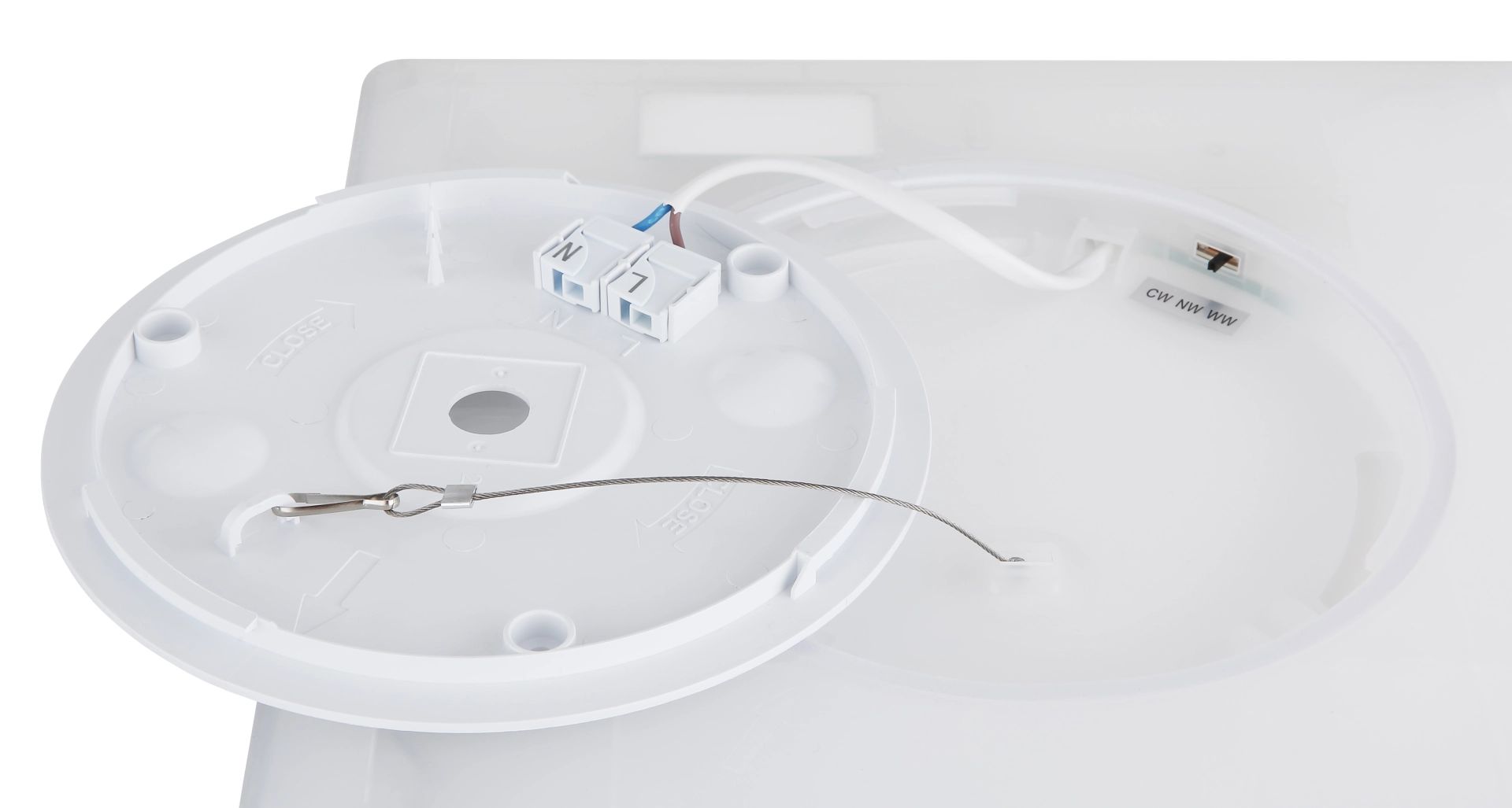 globo-plafonnier-sapana-noir-plastique-plafonnier-led-41563-18b-1