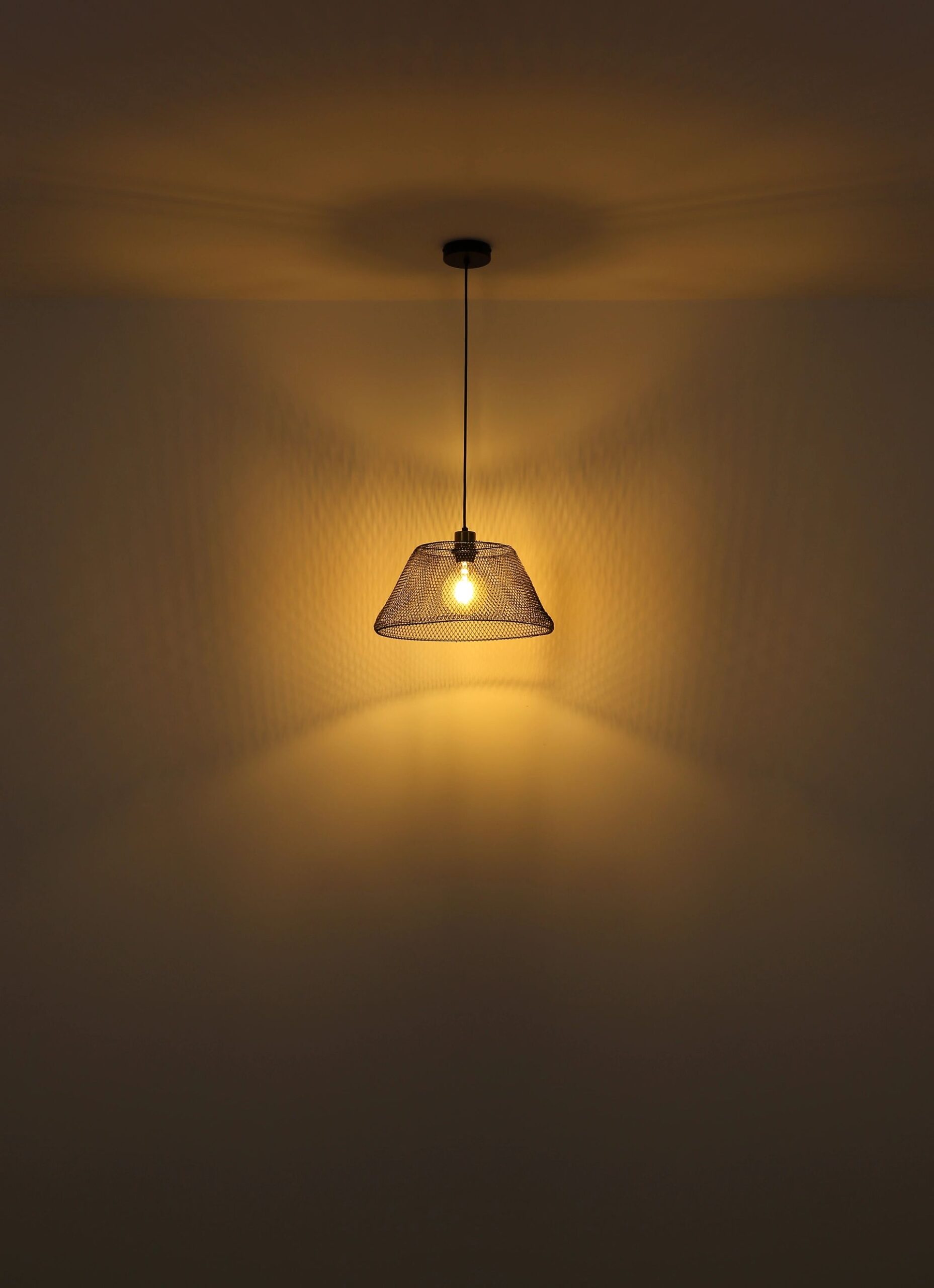 globo-suspension-baku-noir-métal-ø36cm-e27-15646h1-1