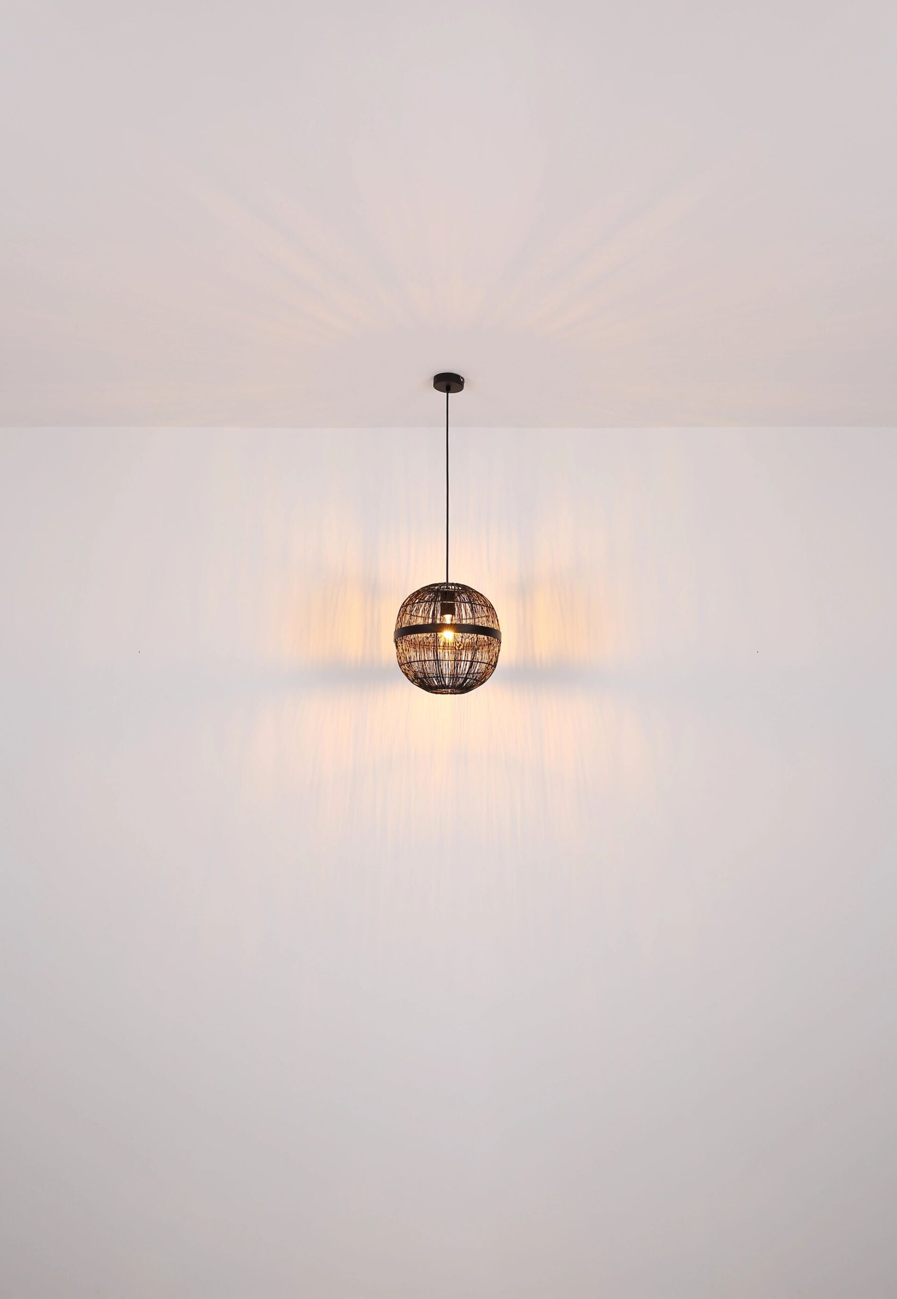 globo-suspension-hermiii-noir-métal-ø30cm-e27-14994h1-1