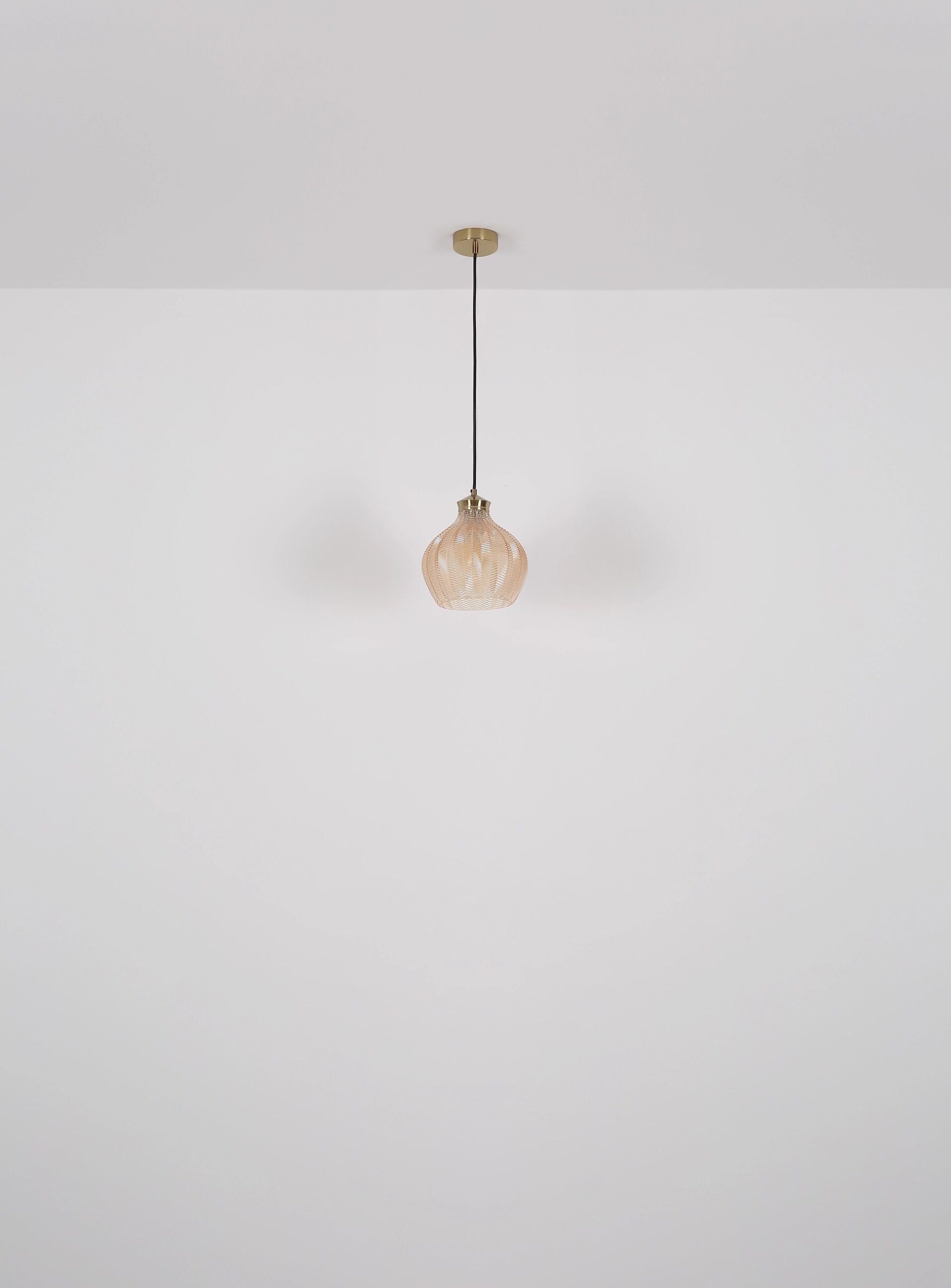 globo-suspension-jessica-ambre-verre-ø22cm-e27-15898h-1