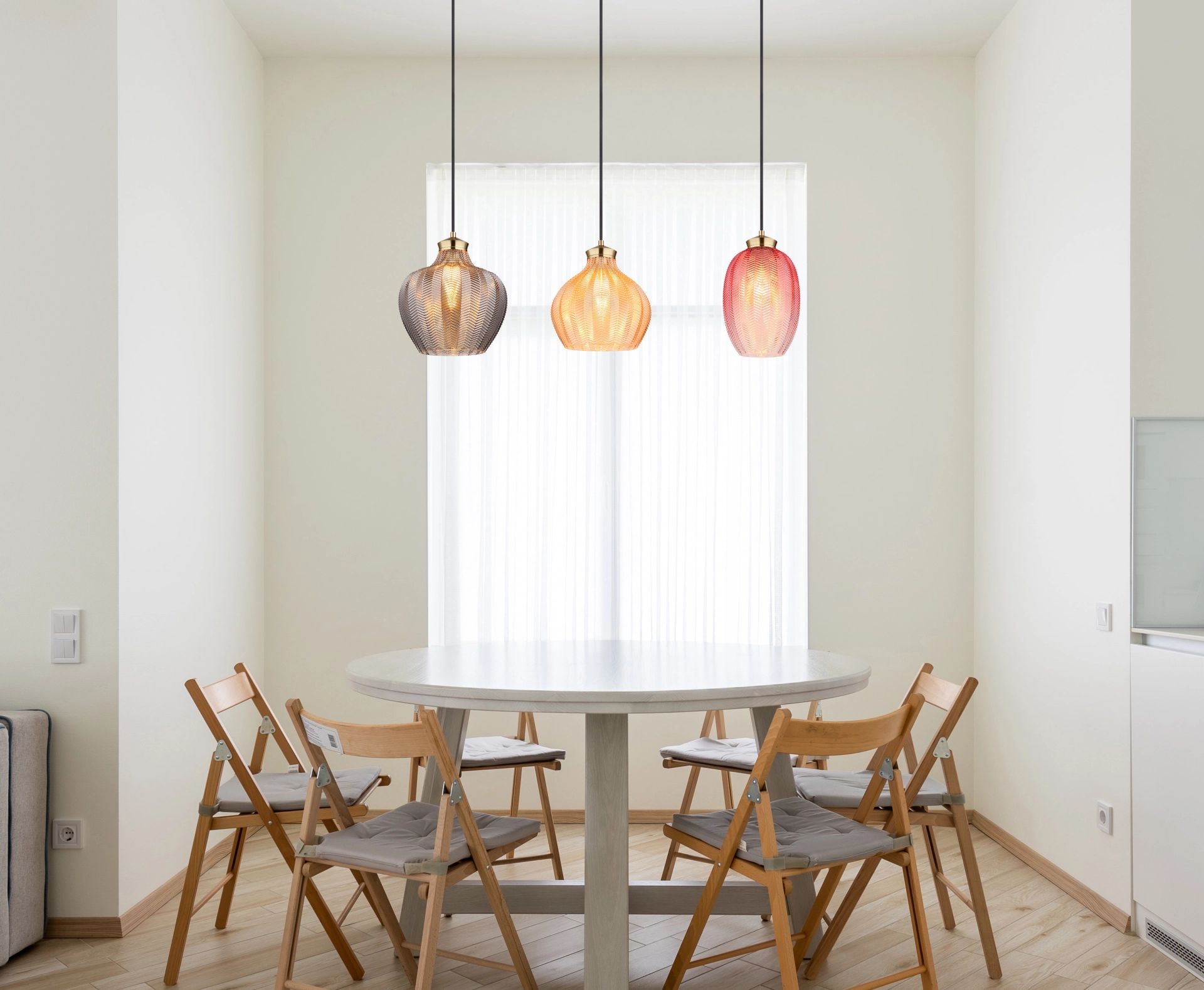 globo-suspension-jessica-multicolore-verre-grandelampedetableàmanger-e27-15898-3h-1