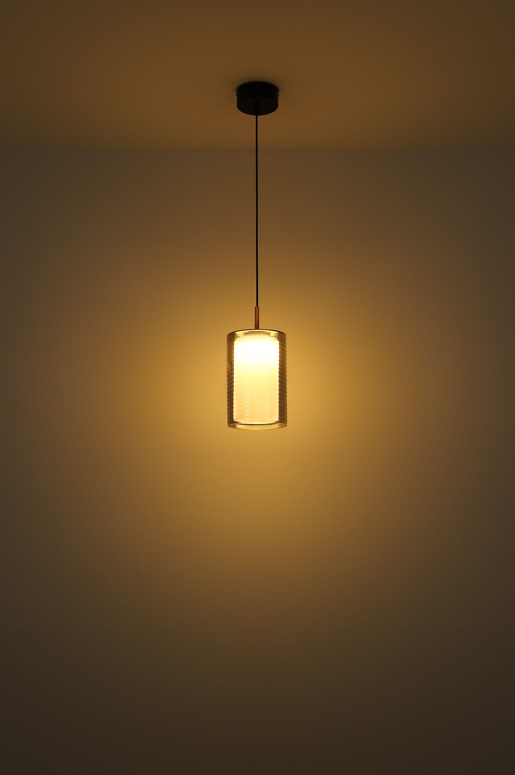 globo-suspension-lampigna-noir-verre-ø18cm-led-15740-1