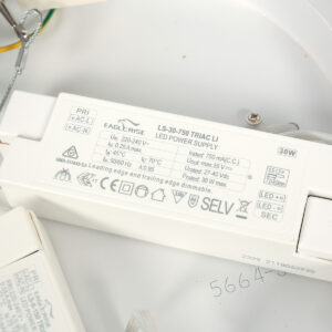 plafonniernoiravecledintégréesteinhauerflady-18